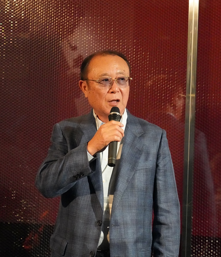 新井専務 乾杯の音頭